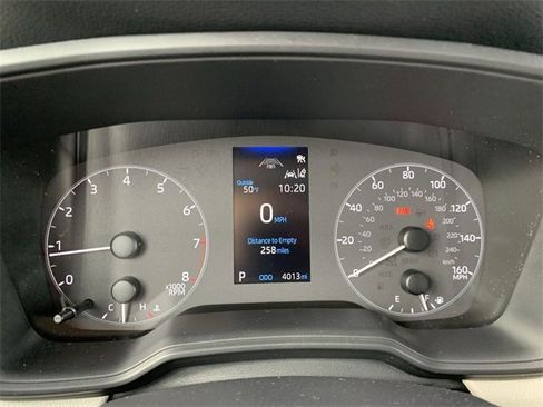 Used 2025 Toyota Corolla Cross L image 20