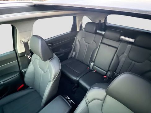 New 2026 Kia Sorento S w/ S Panoramic Sunroof Package FWD image 21