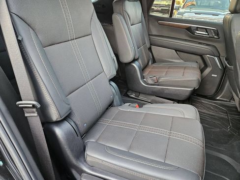 Used 2025 Chevrolet Tahoe High Country AWD/4WD image 30