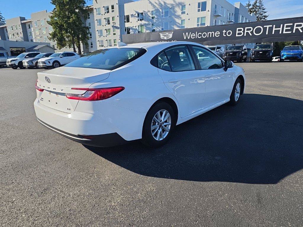 Used 2025 Toyota Camry LE AWD/4WD image 8