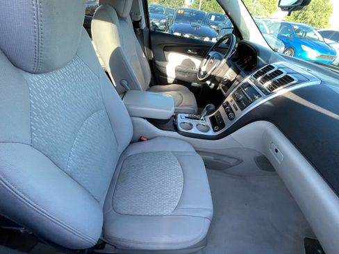 Used 2012 GMC Acadia SL w/ Preferred Package image 22