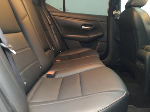 Used 2020 Nissan Sentra SR w/ Premium Package FWD image 19