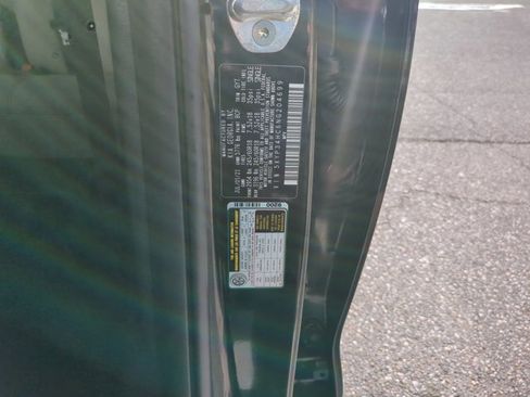 Used 2022 Kia Telluride EX image 30