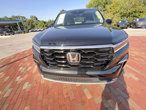 Used 2025 Honda Pilot Elite image 27