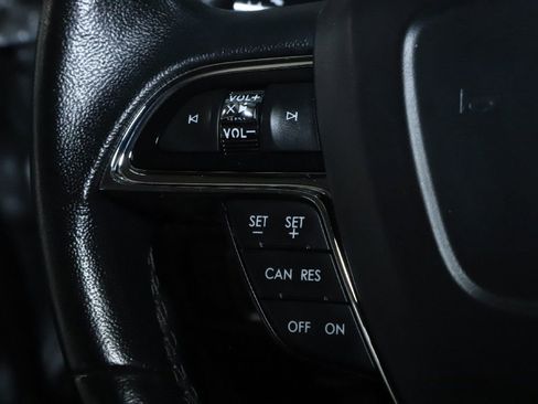 Certified 2022 Lincoln Nautilus AWD w/ Premium Package image 22