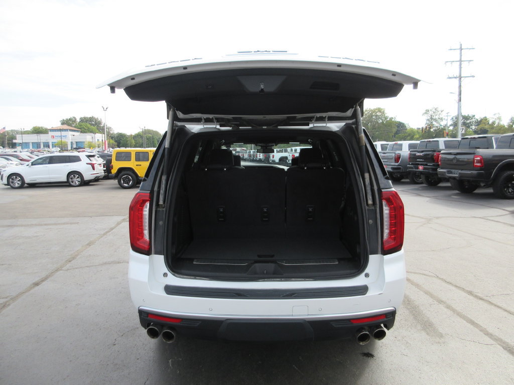 Certified 2023 GMC Yukon Denali AWD/4WD image 7