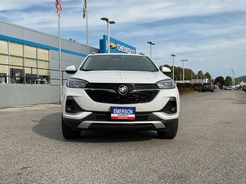 Used 2022 Buick Encore GX Select image 2