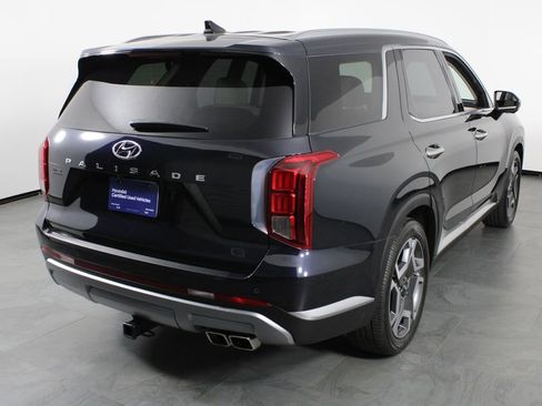 Used 2023 Hyundai Palisade Limited image 16