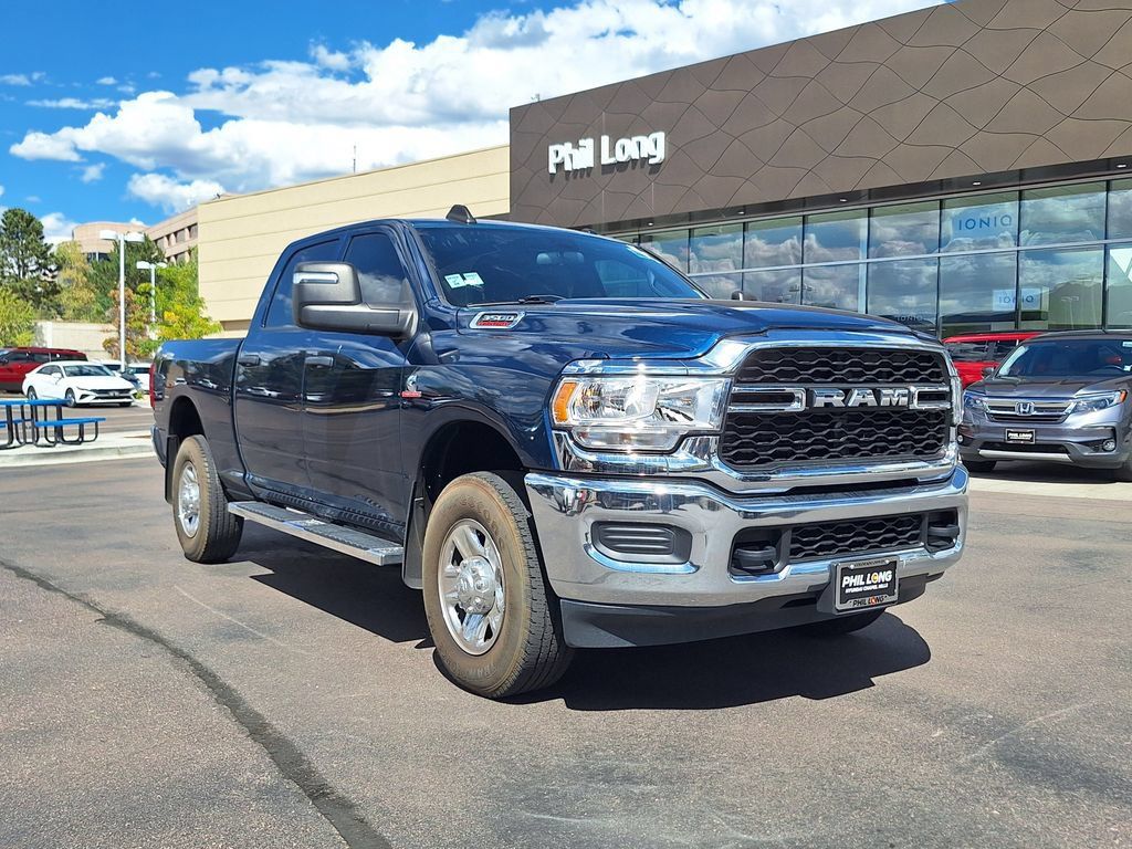 Used 2024 RAM 3500 Tradesman w/ Chrome Appearance Group AWD/4WD 360° Tour
