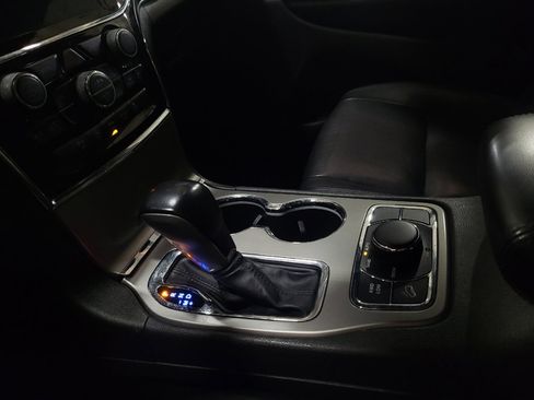 Used 2020 Jeep Grand Cherokee Limited image 26