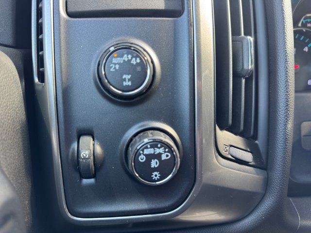 Used 2018 Chevrolet Silverado 1500 LT w/ All Star Edition AWD/4WD image 15