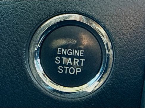 Used 2012 Toyota 4Runner Limited image 9