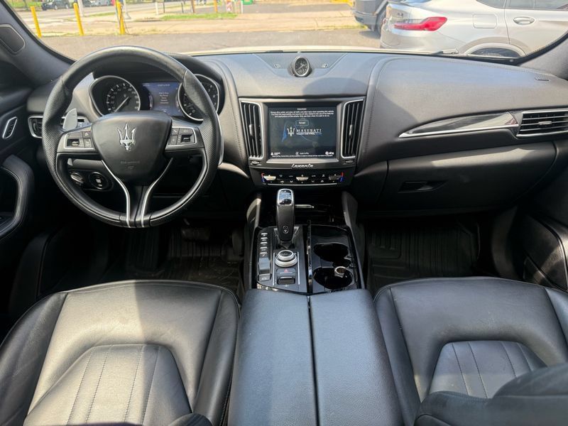 Used 2020 Maserati Levante S AWD/4WD image 44