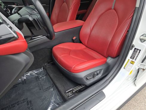 Used 2019 Toyota Camry XSE w/ Driver Assist Package image 21