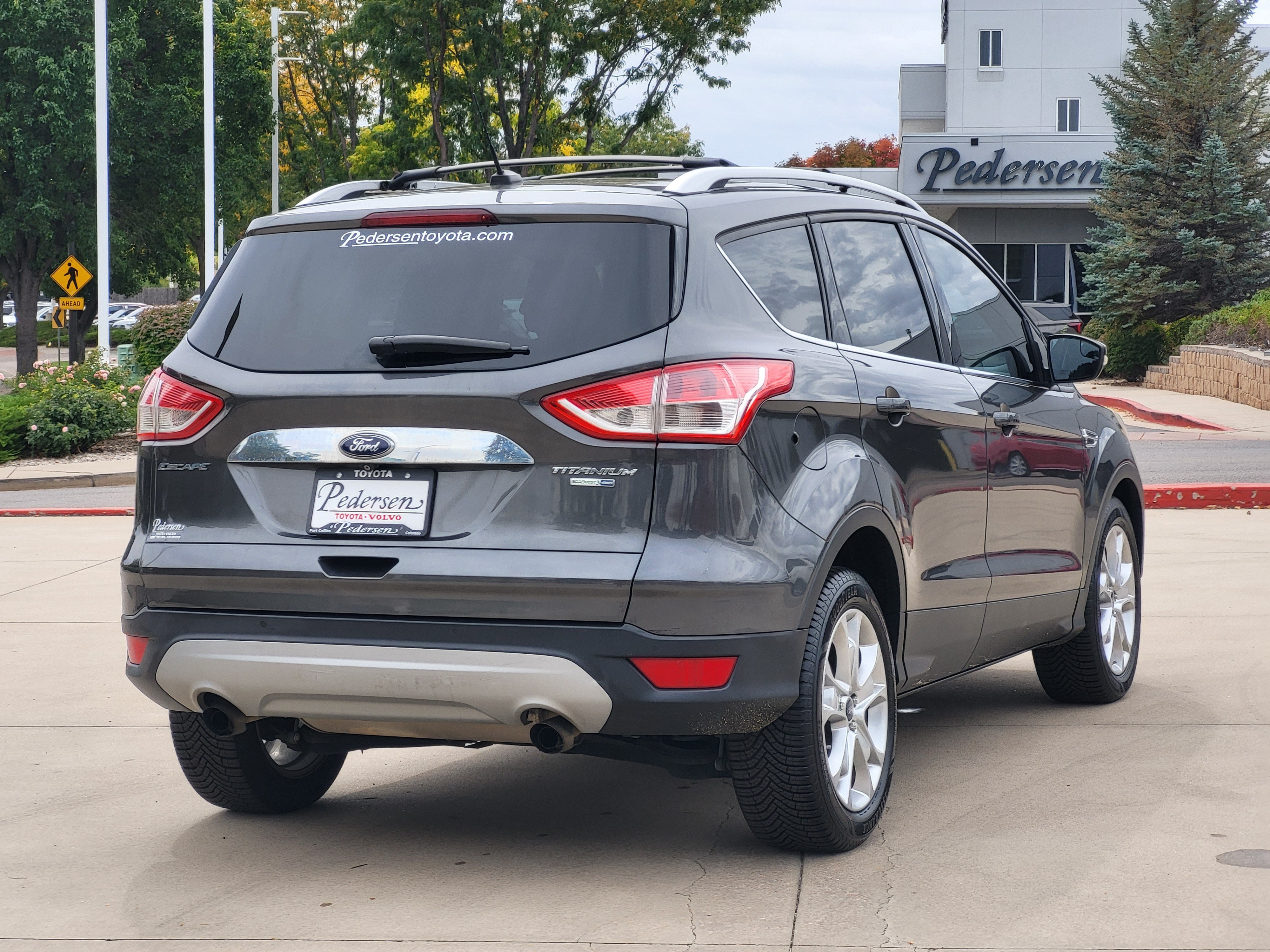 Used 2015 Ford Escape Titanium AWD/4WD image 2