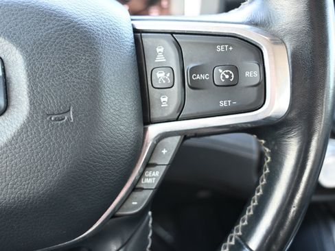 Used 2023 RAM 1500 Limited image 15