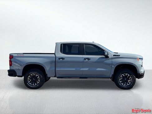 Used 2024 Chevrolet Silverado 1500 LT Trail Boss w/ LT Trail Boss Premium Package AWD/4WD image 5