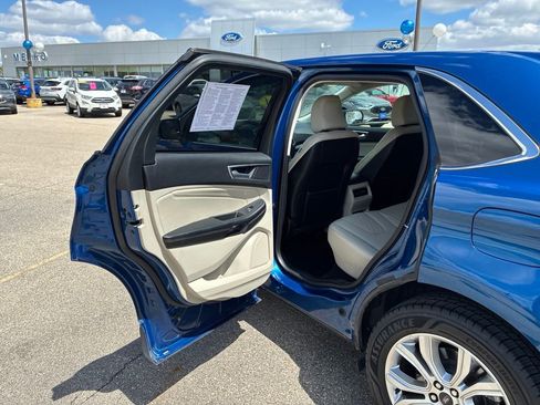Used 2024 Ford Edge Titanium AWD/4WD image 35