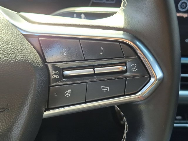 Used 2024 Chevrolet Equinox EV LT w/ LPO, All-Weather Mat Package FWD image 17