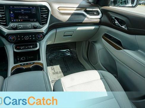 Used 2020 GMC Acadia SLE FWD image 26