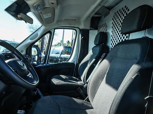 Used 2023 RAM ProMaster 2500 image 17