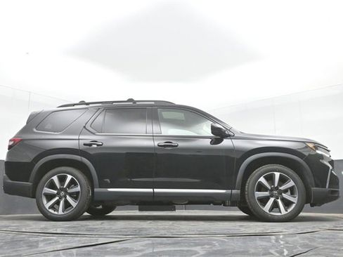 Used 2023 Honda Pilot Elite image 50