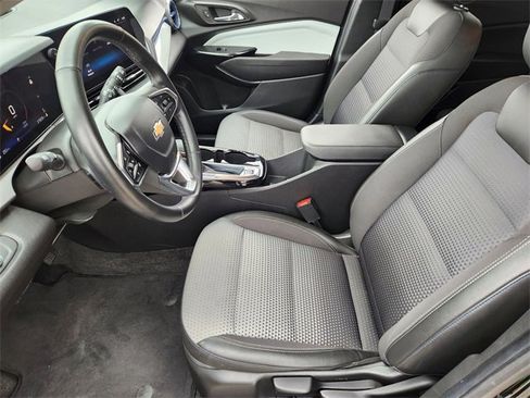 Certified 2024 Chevrolet Trax LT w/ Sunroof Package image 14