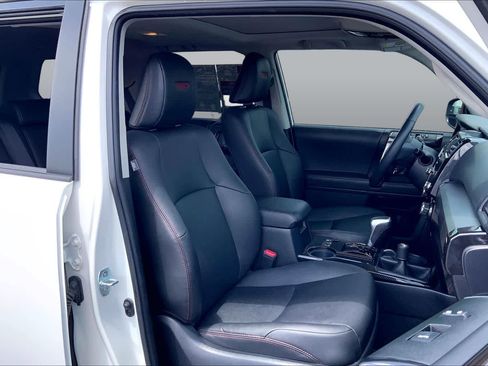 Used 2020 Toyota 4Runner TRD Pro AWD/4WD image 9
