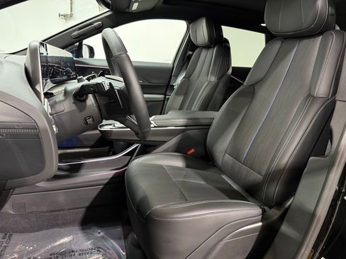 New 2026 Cadillac Lyriq Sport image 5