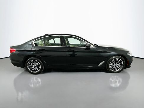 Used 2020 BMW 530i w/ Convenience Package RWD image 4