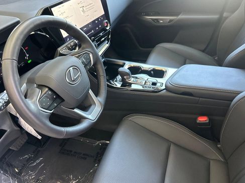 Certified 2026 Lexus NX 350h AWD w/ Accessory Package (K3) image 4