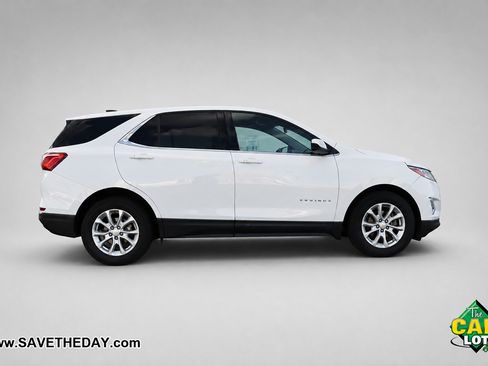 Used 2020 Chevrolet Equinox LT w/ Driver Convenience Package FWD image 9