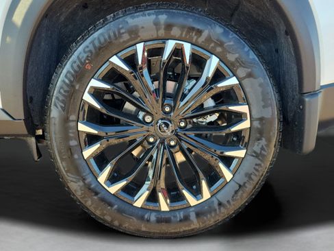 New 2026 Nissan Rogue SV image 7