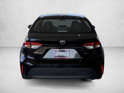 Used 2025 Toyota Corolla LE FWD image 8