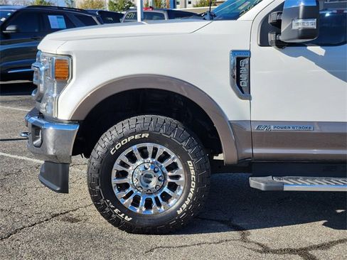 Used 2020 Ford F250 Lariat w/ Chrome Package image 9