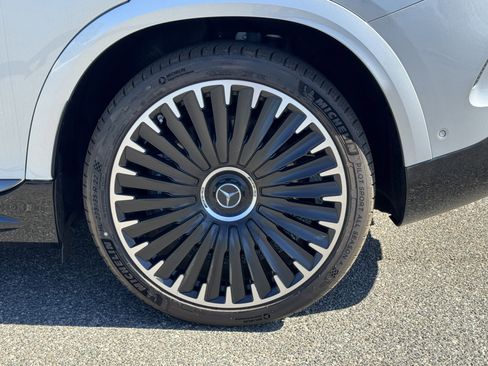 New 2025 Mercedes-Benz EQE AMG 4MATIC SUV image 16