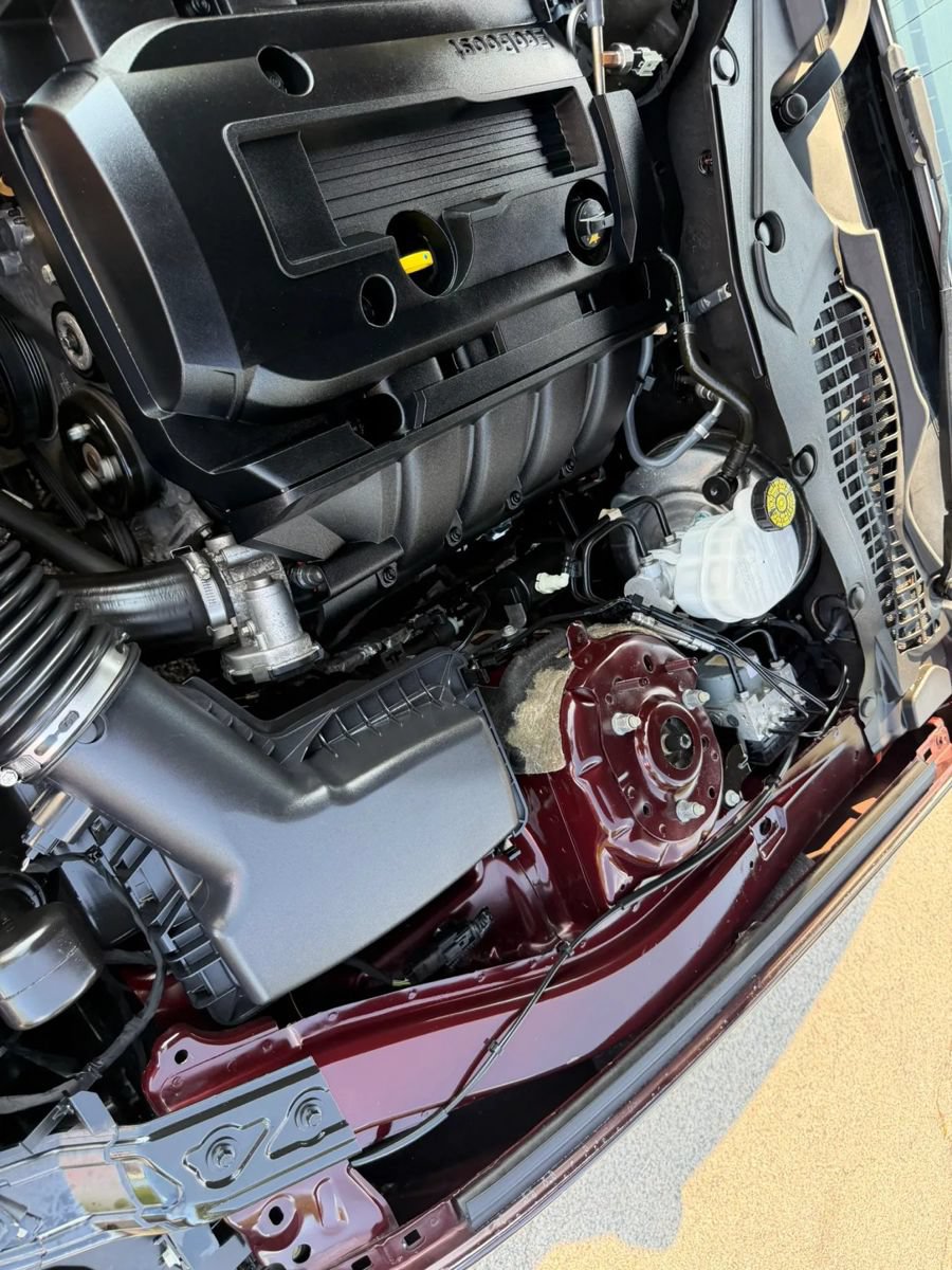 Used 2018 Ford Mustang Coupe RWD image 26