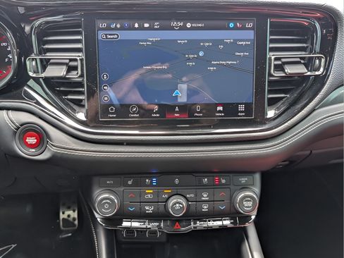 Used 2021 Dodge Durango SRT w/ Technology Group AWD/4WD image 17