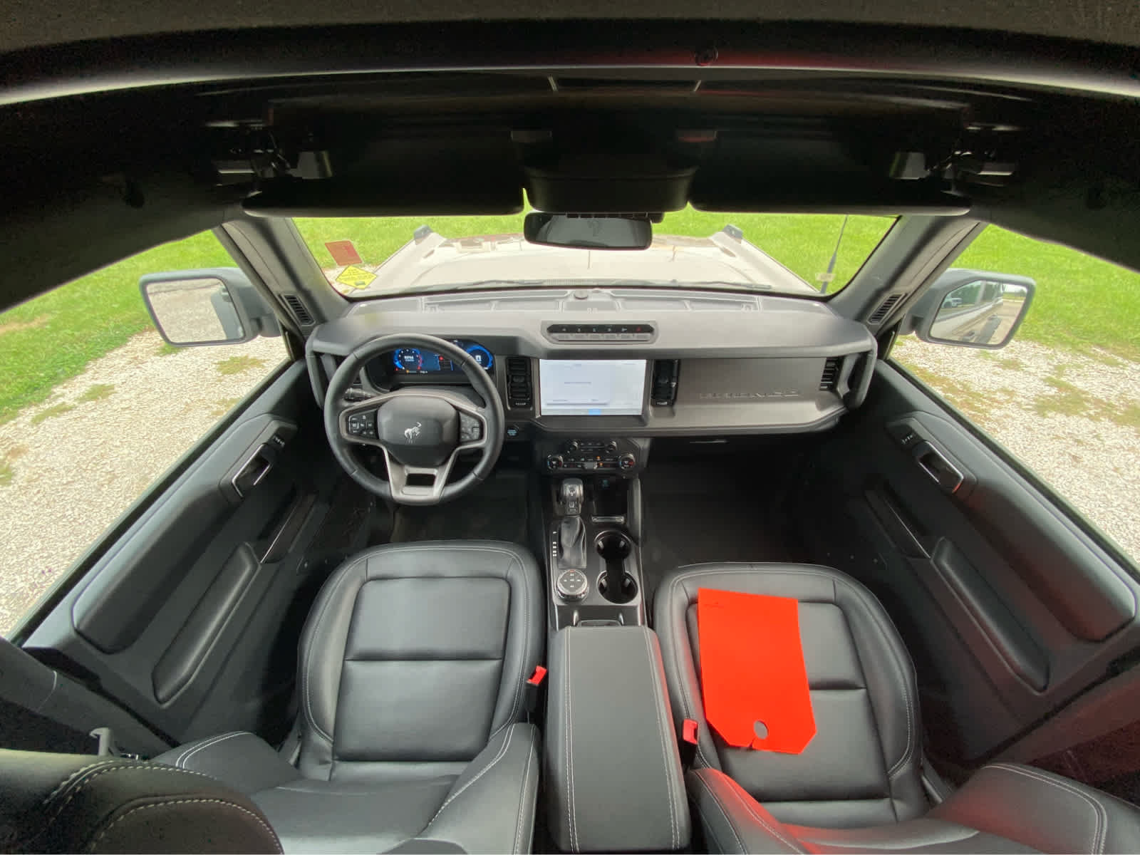 Used 2025 Ford Bronco Badlands AWD/4WD image 18