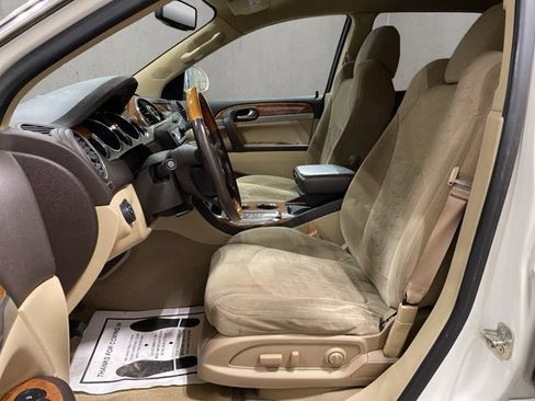 Used 2011 Buick Enclave CX w/ Driver Confidence Package FWD image 12