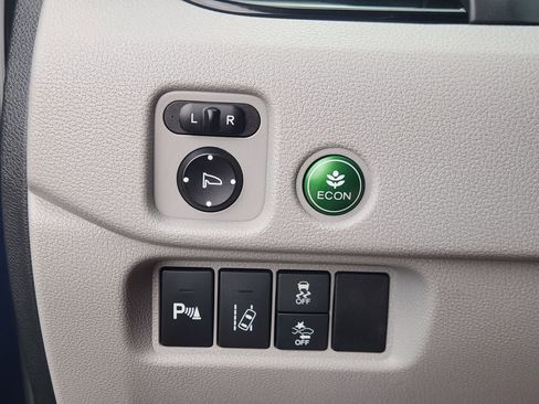 Used 2018 Honda Pilot Elite image 19