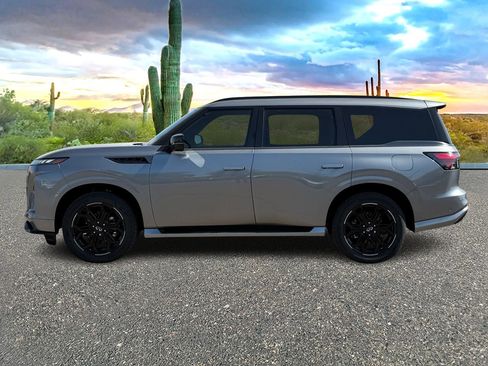 New 2026 INFINITI QX80 4WD image 8