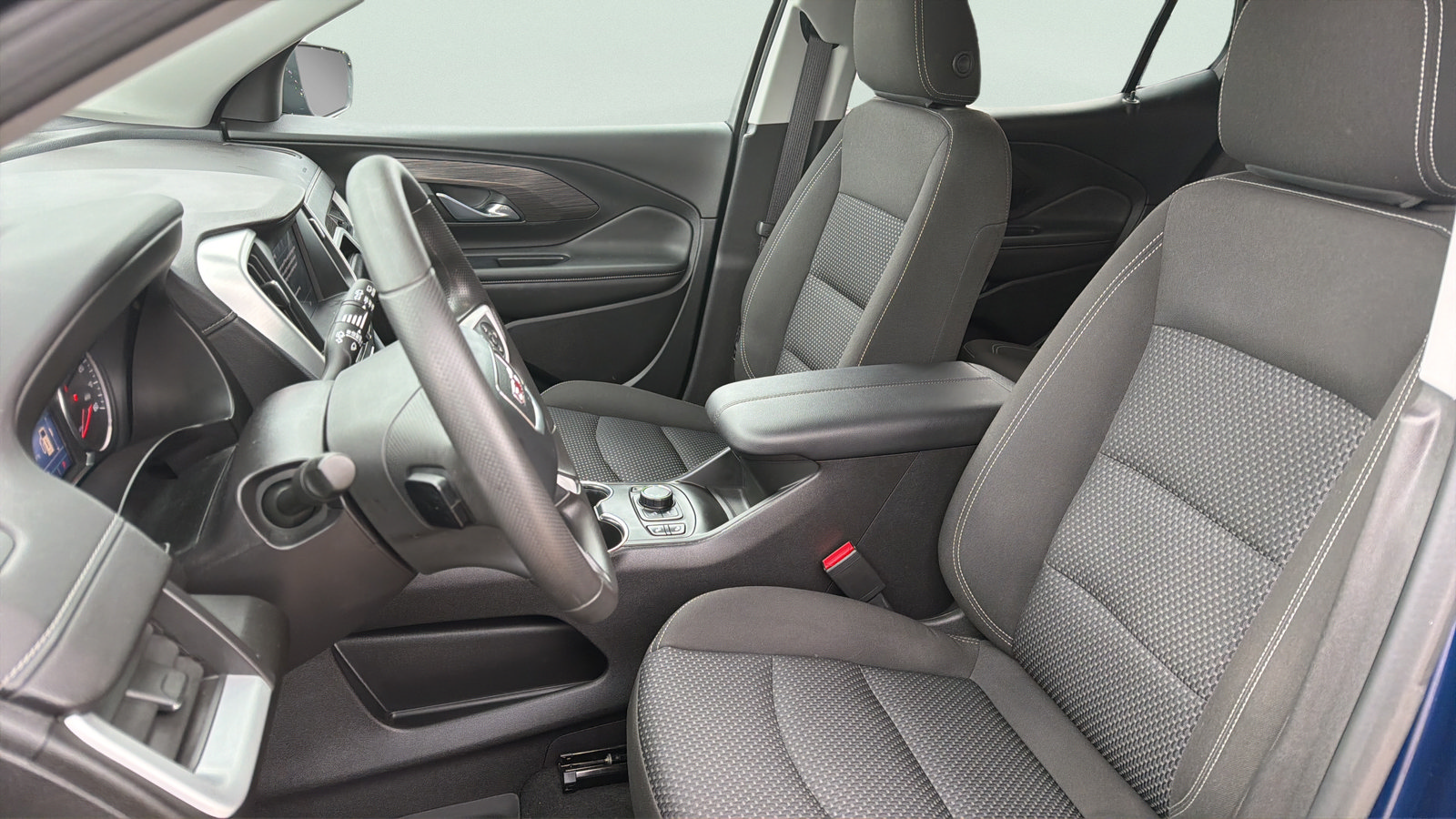 Used 2023 GMC Terrain SLE w/ Driver Convenience Package FWD image 5