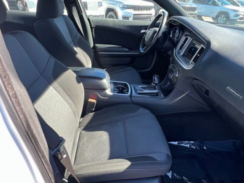 Certified 2022 Dodge Charger SXT image 13