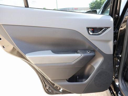 New 2025 Subaru Crosstrek 2.5i Limited w/ Crosstrek Mirror Package image 17