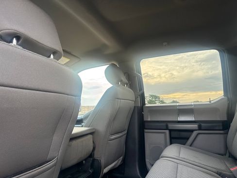 Used 2018 Ford F150 XLT w/ Equipment Group 301A Mid RWD image 30