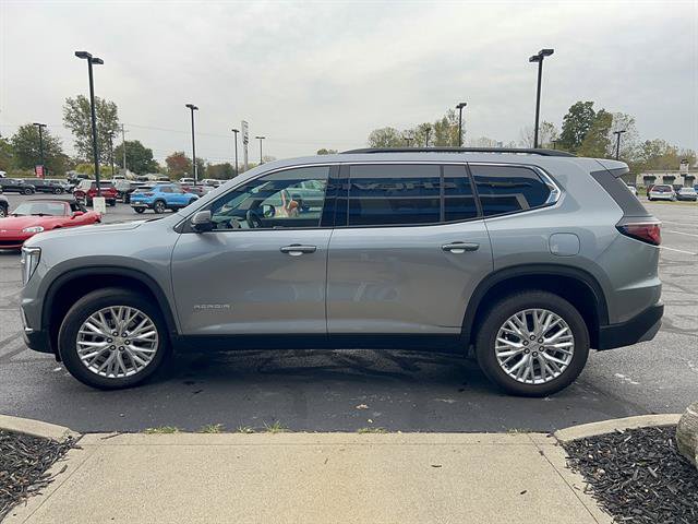 Used 2026 GMC Acadia Elevation w/ Elevation Premium Package FWD image 4