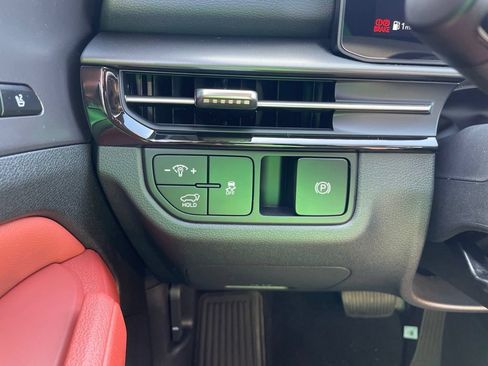 New 2026 Kia Sportage SX AWD/4WD image 25