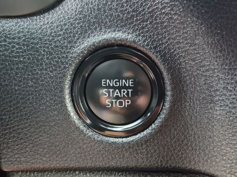 Used 2026 Toyota Tundra SR5 w/ SR5 Convenience Package AWD/4WD image 22
