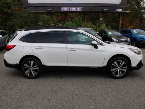 Used 2019 Subaru Outback 2.5i Limited image 6
